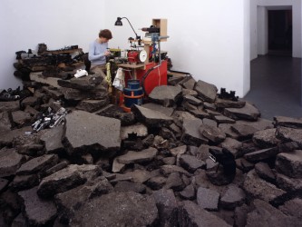 Observatorium - Woher kommen die Löcher im Konzept? - mirjam