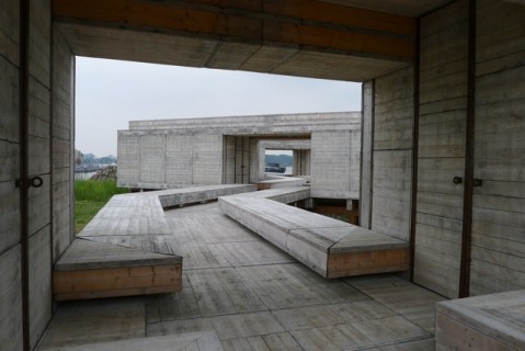 Observatorium - Wachten op de Rivier bij Dordtyart - DORDRECHT - statie dordt