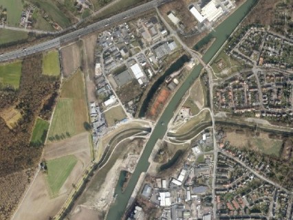 Observatorium - Warten auf den Fluss EMSCHERKUNST – Castrop-Rauxel/ Ruhrgebiet - wasserkreuz - recent