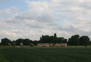 Observatorium - Warten auf den Fluss EMSCHERKUNST – OBERHAUSEN, Germany - bosrand
